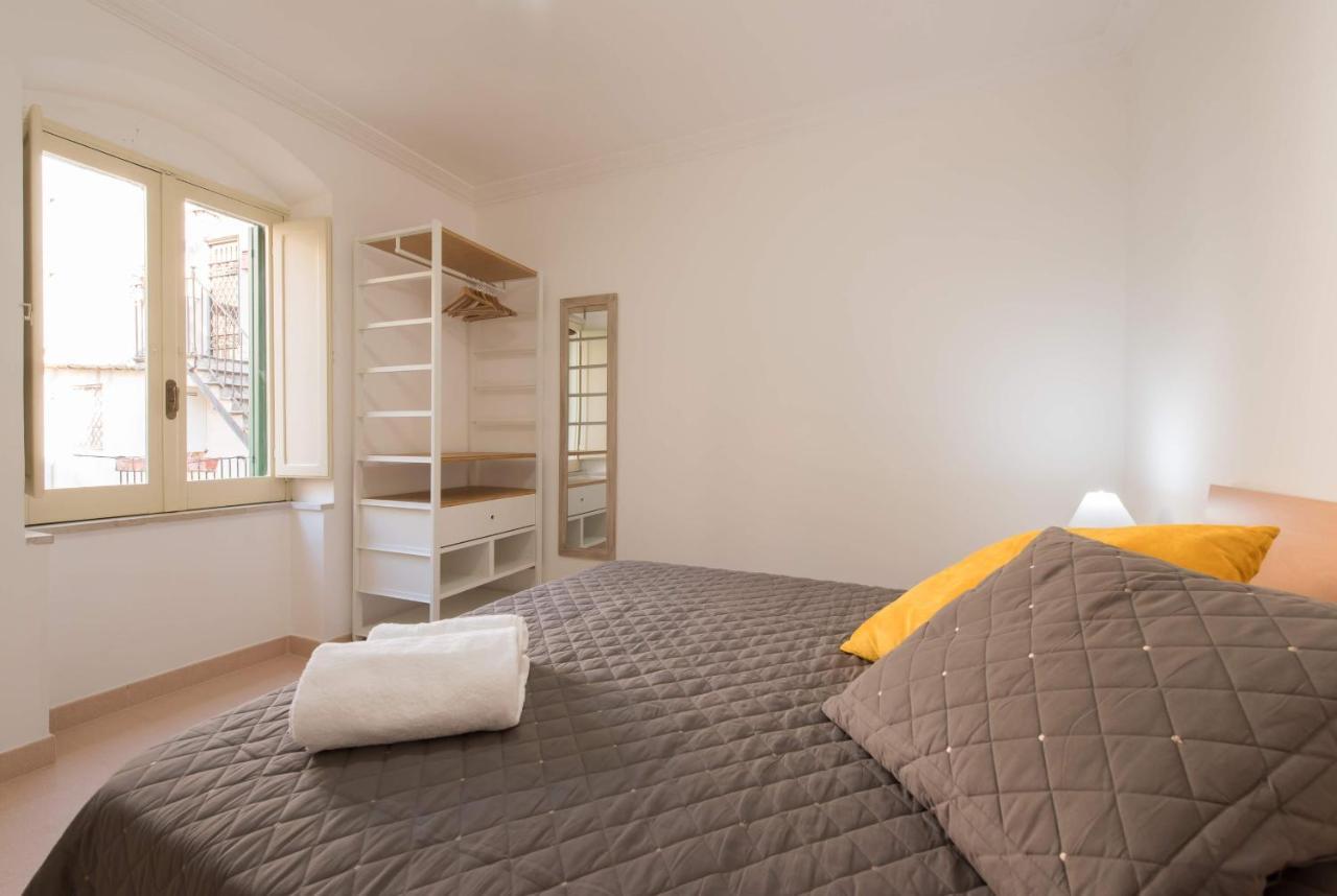 Duomo Seaside Deluxe Apartment By Ortigia Apartments Syracuse Luaran gambar