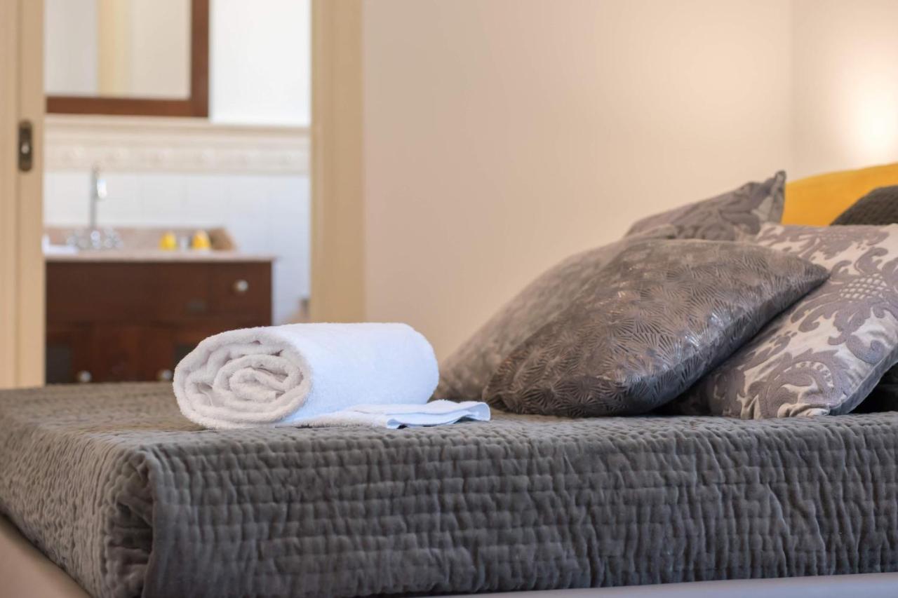 Duomo Seaside Deluxe Apartment By Ortigia Apartments Syracuse Luaran gambar
