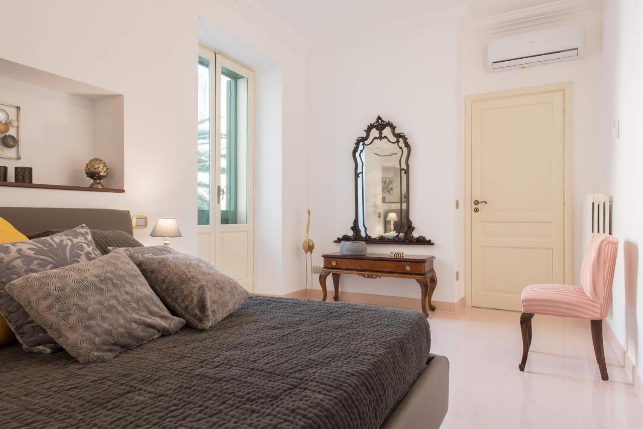 Duomo Seaside Deluxe Apartment By Ortigia Apartments Syracuse Luaran gambar