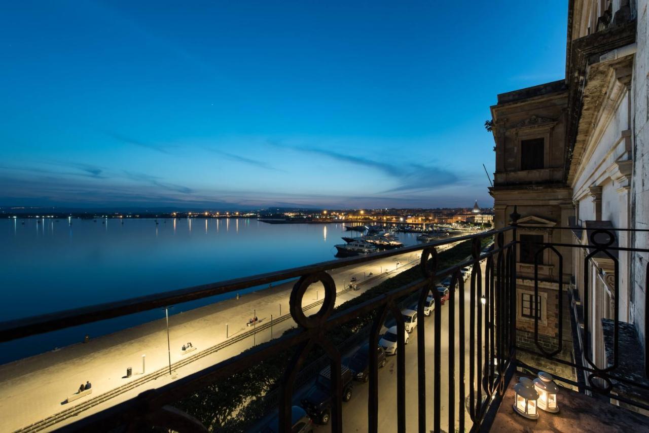 Duomo Seaside Deluxe Apartment By Ortigia Apartments Syracuse Luaran gambar
